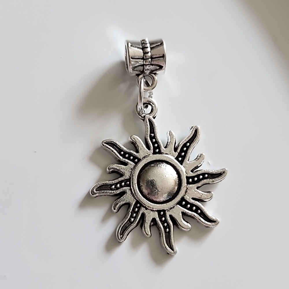 Fashion Jewelry Silver Sun Charm Bracelet